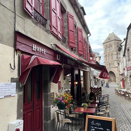 Hotel Restaurant Le Beffroi Salers Exterior foto